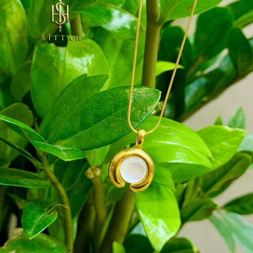 Pearl Halo Pendant