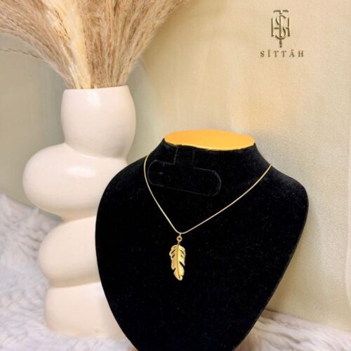 Golden Feather Grace Chain
