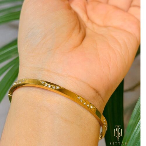 Lustre Wave Bangle