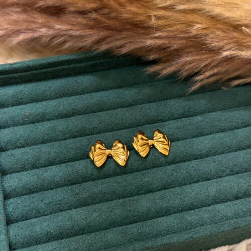 Bella Bow Studs