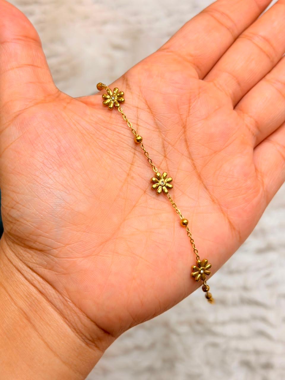 Golden Daisy Bracelet