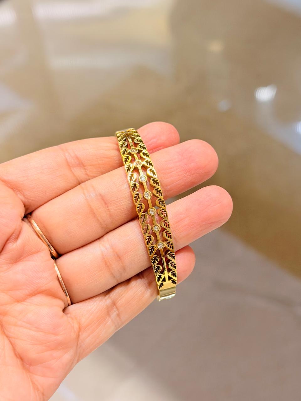 Aurora Leaf Crystal Bangle