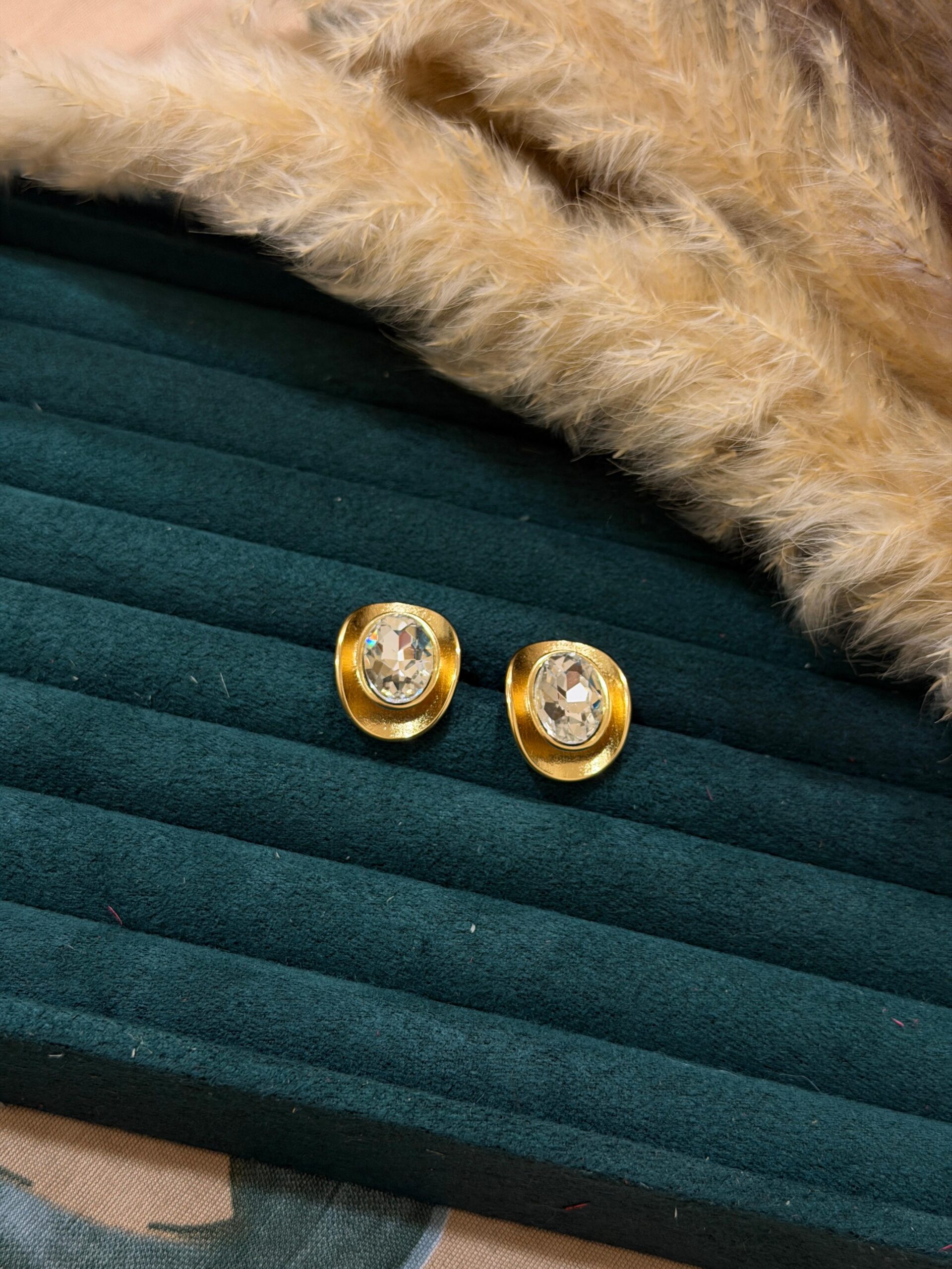 Eclat Gold Earrings