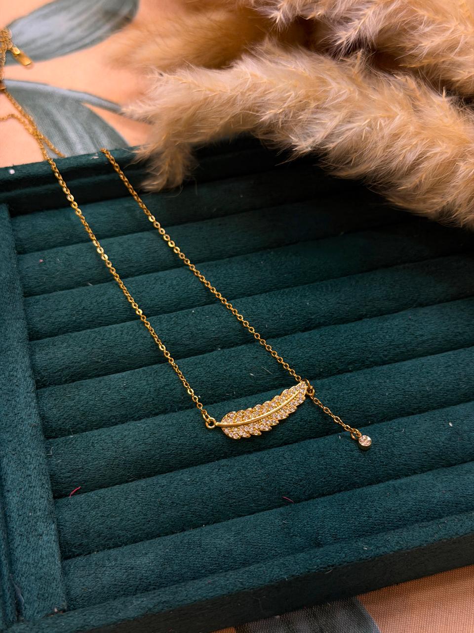 Feather Grace Golden Necklace