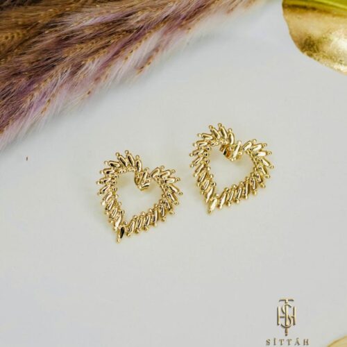 Luvia Heart Drops Studs