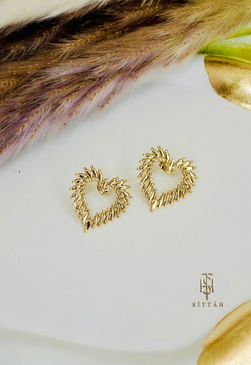 Luvia Heart Drops Studs