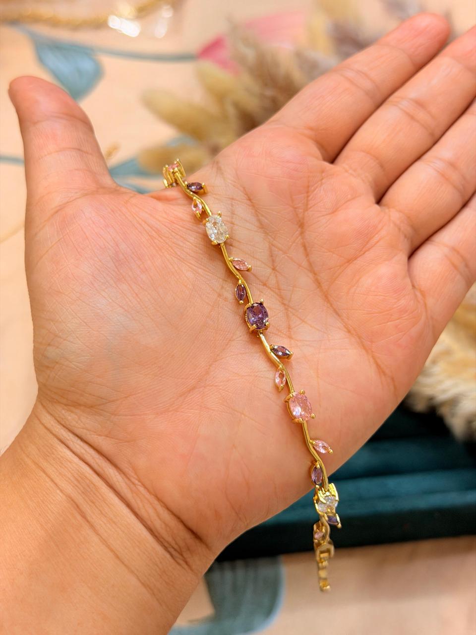 Lavender Vine Tulip Bracelet - Image 2