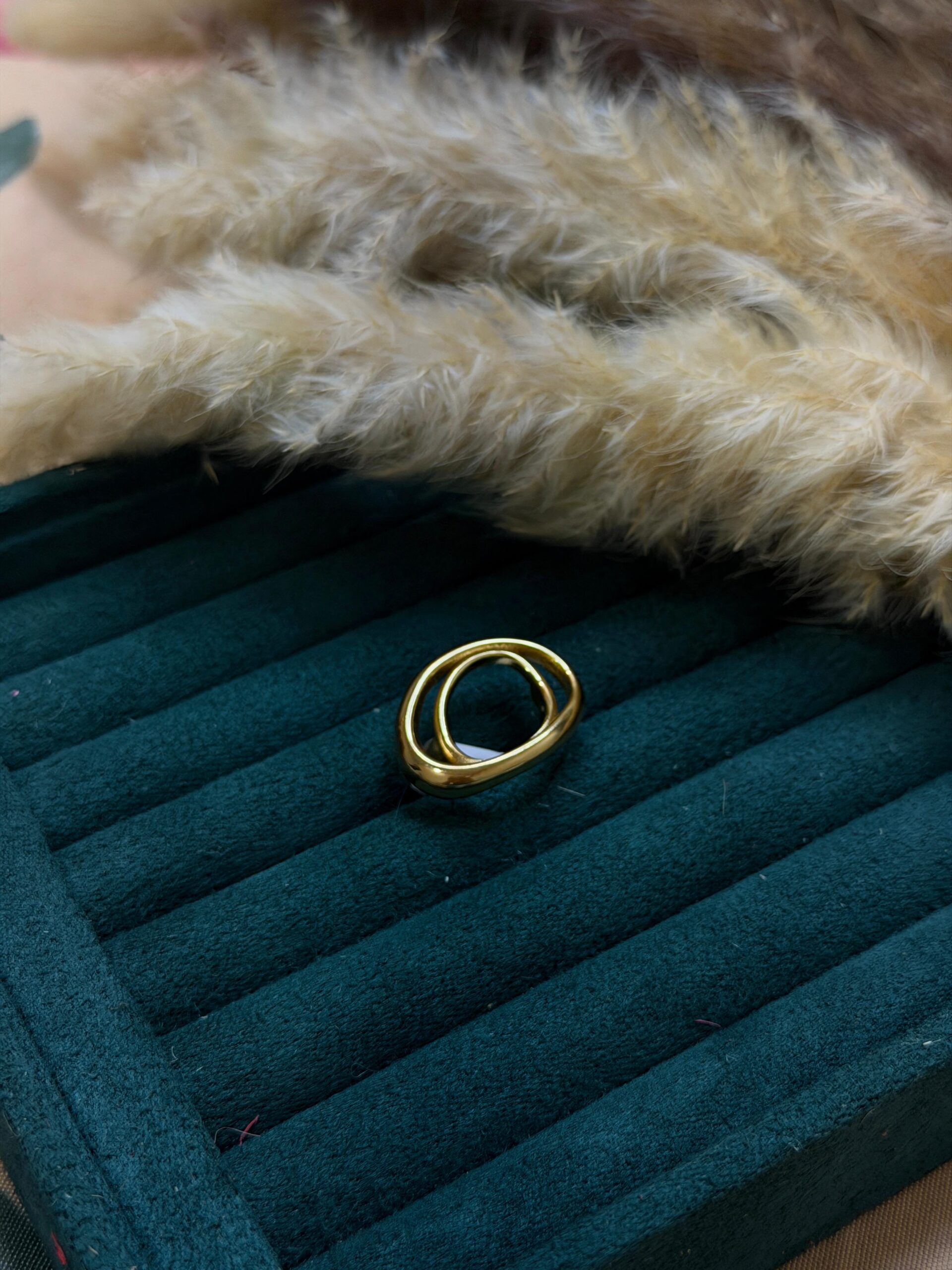 Eternal Loop Ring - Image 2