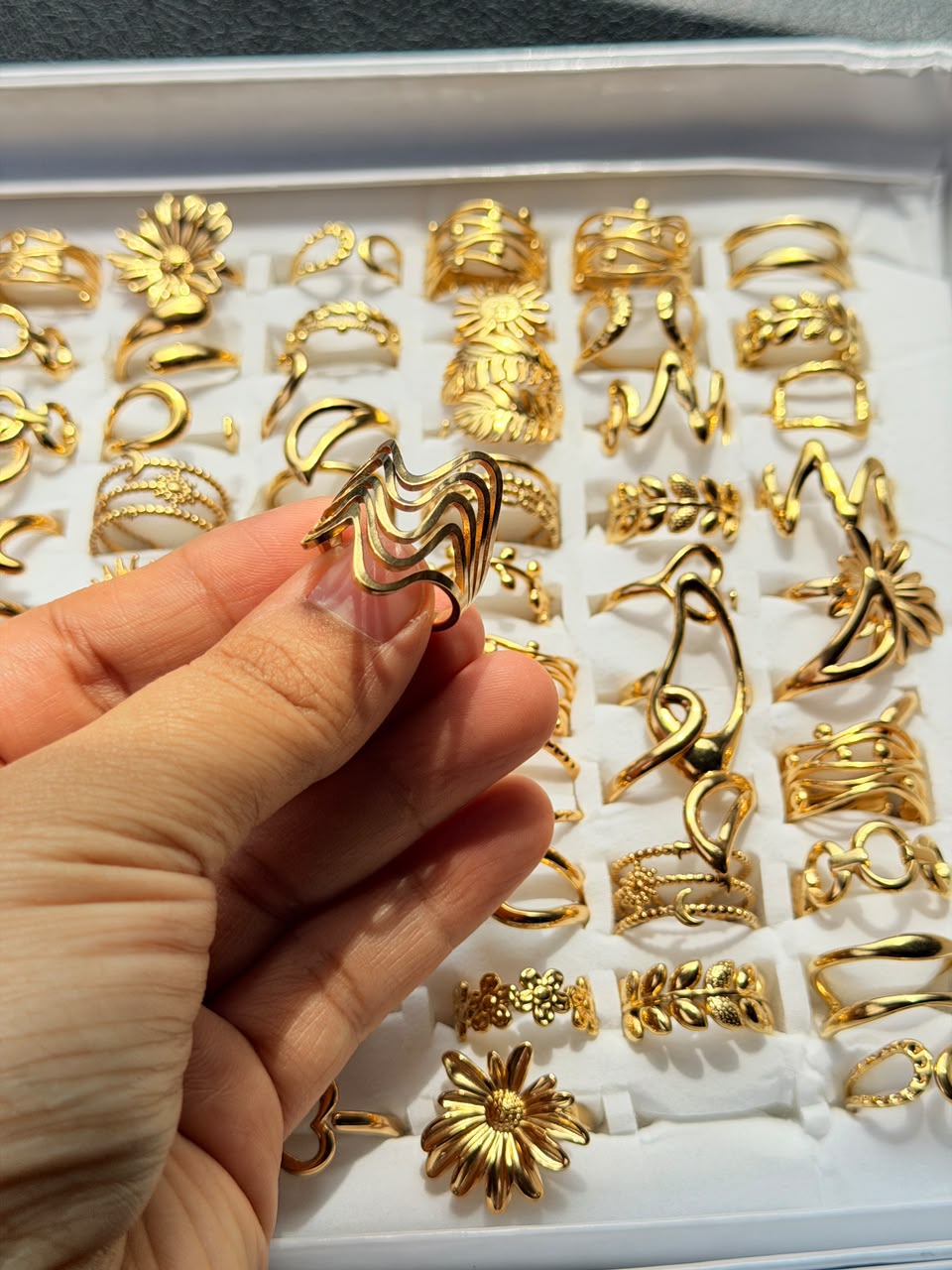 Eclipse Wave Ring
