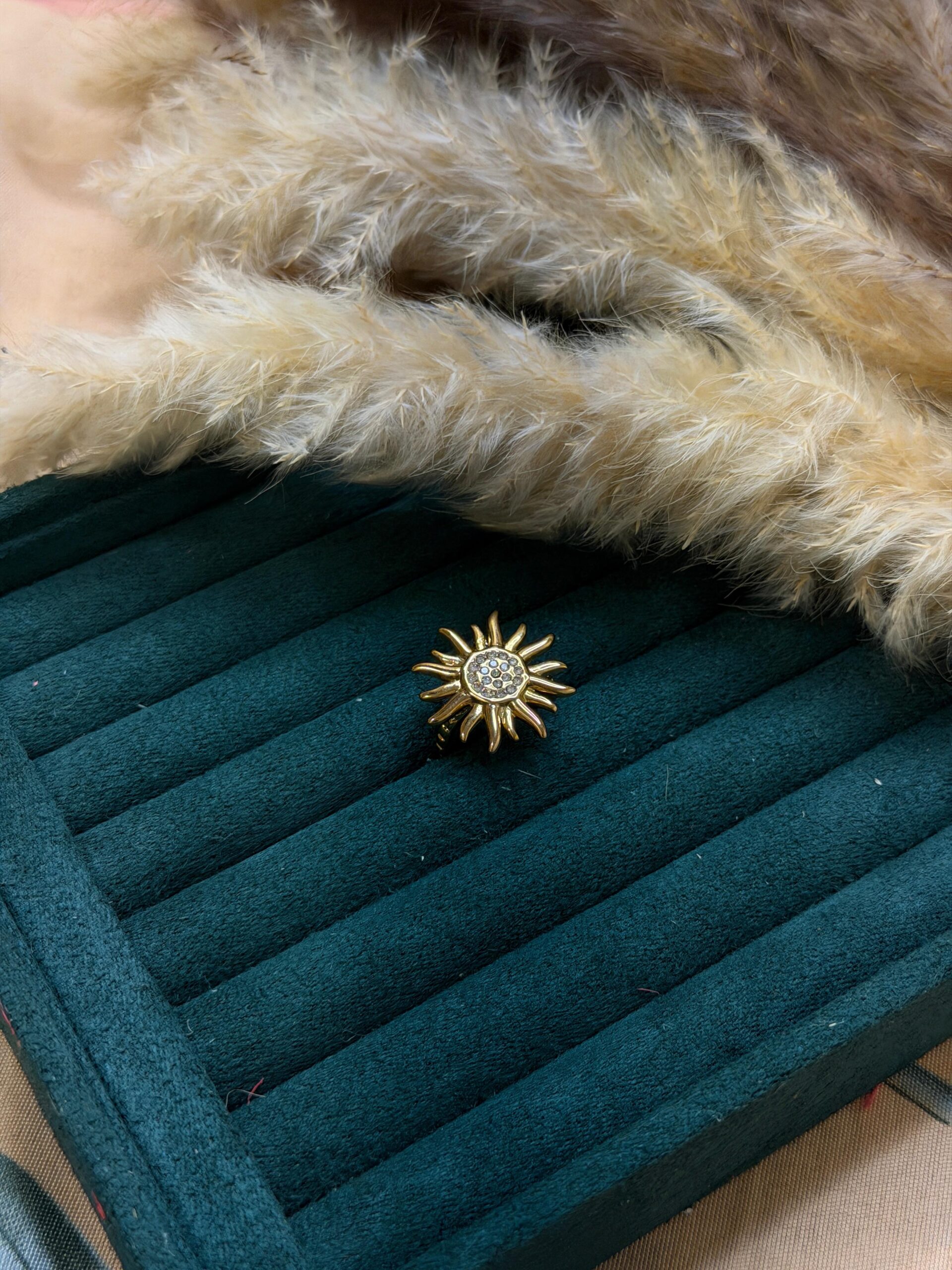 Soleil Floral Ring - Image 2