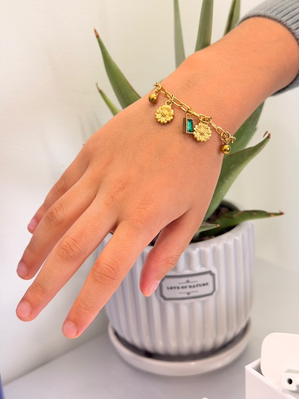 Garden Glow Bracelet - Image 3